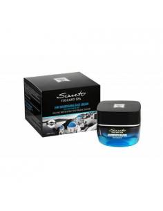 Santo_Volcano_Spa _24h_nourishing_face